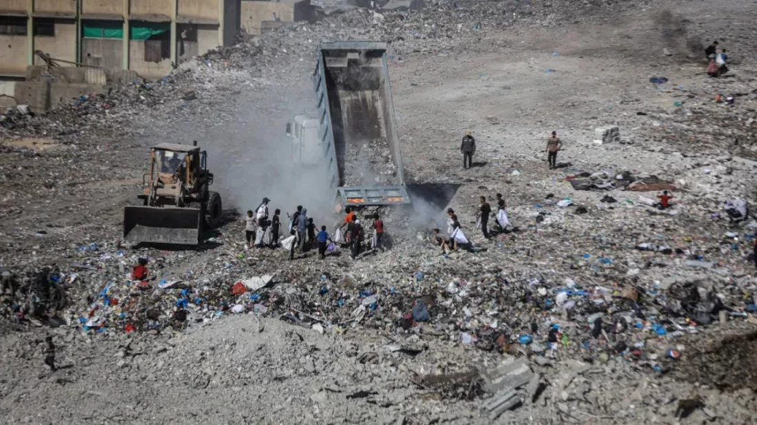 নিজদের নির্মাণবর্জ্য গাজায় এনে ফেলছে ইসরায়েলি বাহিনী: রিপোর্ট